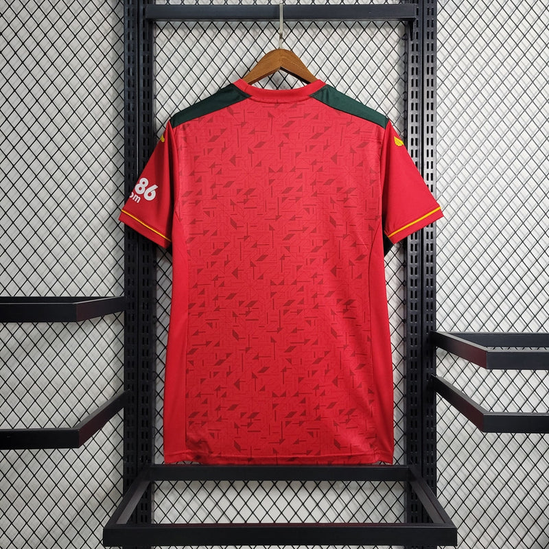 Camiseta de aficionado Castore para hombre del Woverhampton (visitante, temporada 23/24) - Roja