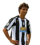 Camiseta retro de aficionado de la Juventus I 04/05 para hombre - Blanco y negro