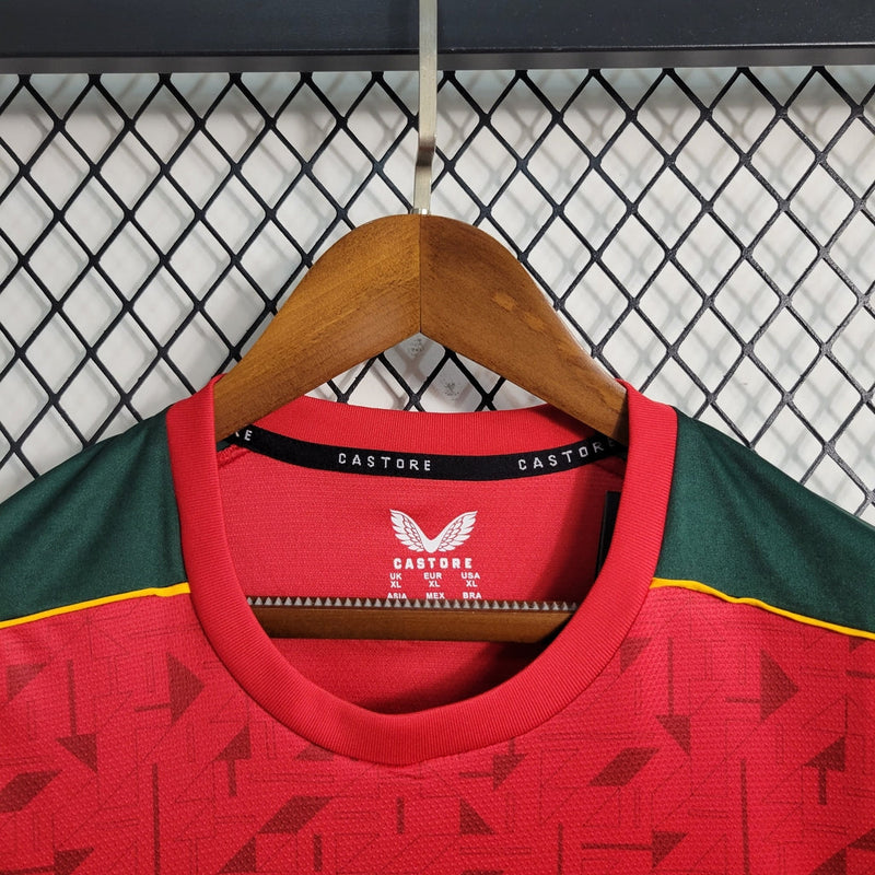 Camiseta de aficionado Castore para hombre del Woverhampton (visitante, temporada 23/24) - Roja
