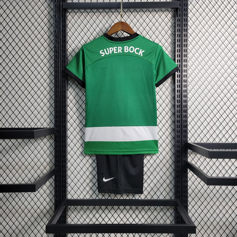 Camiseta y pantalón corto infantil del Sporting Portugal I 23/24 - Verde