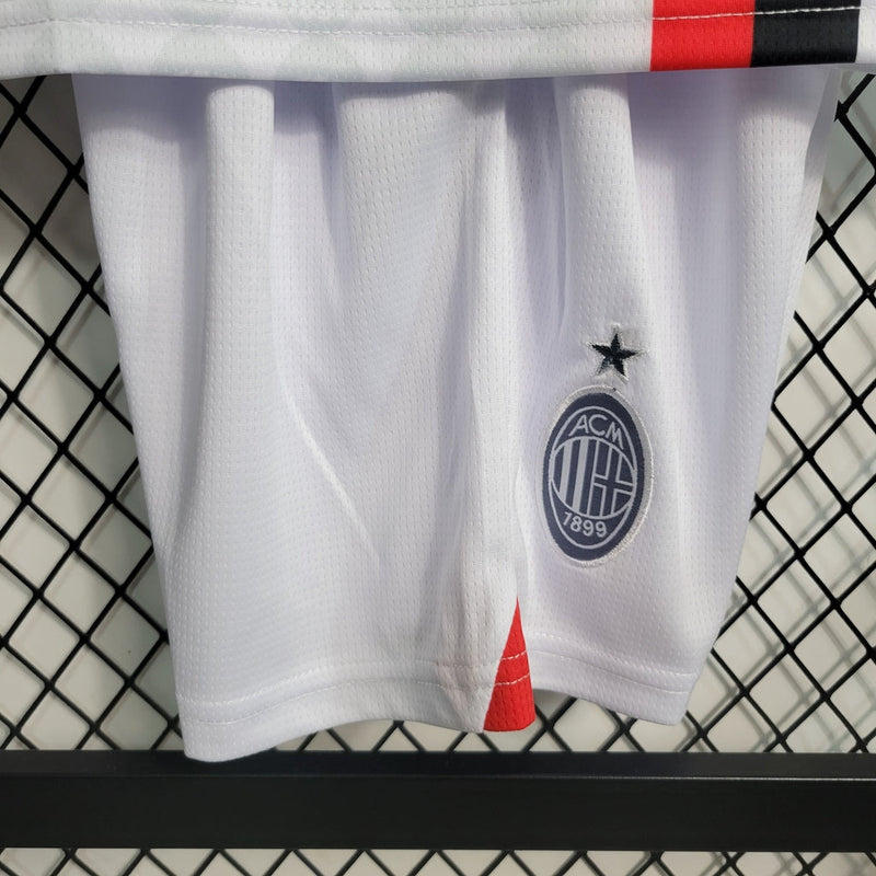 Camiseta y pantalón corto para niños del Milan Away II 23/24 - Blanco