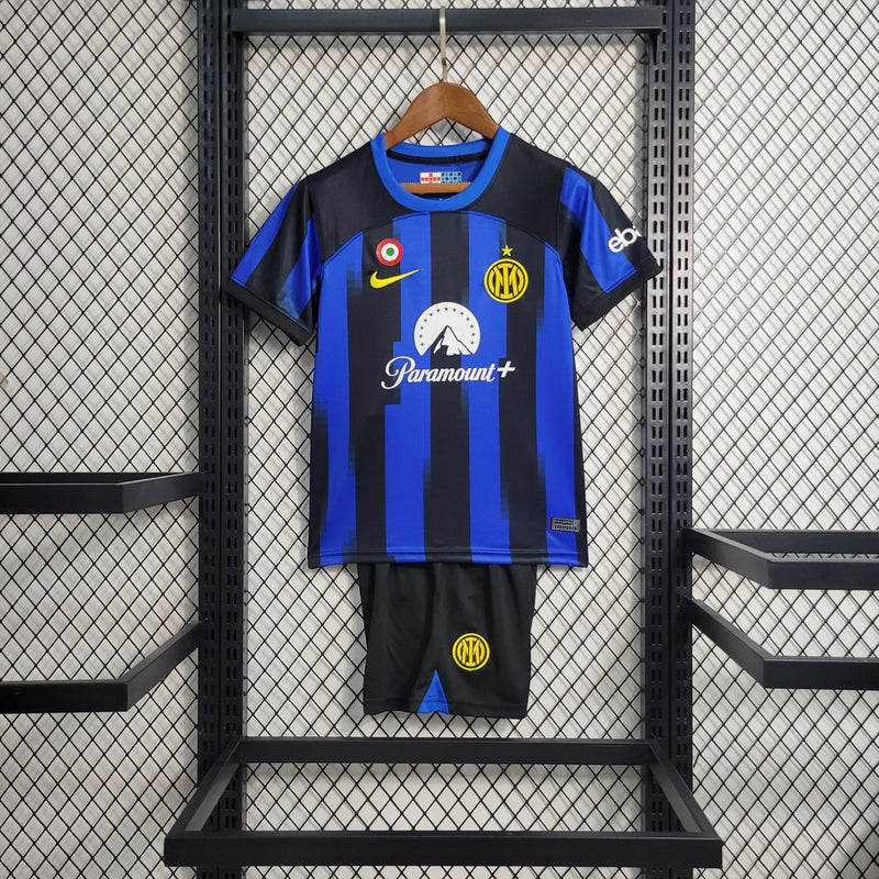 Camiseta y pantalón corto local del Inter de Milán 23/24 - Azul y negro