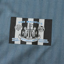 Camiseta retro de aficionado del Newcastle United Away II 95/96 para hombre - Gris