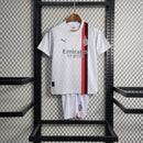 Camiseta y pantalón corto para niños del Milan Away II 23/24 - Blanco
