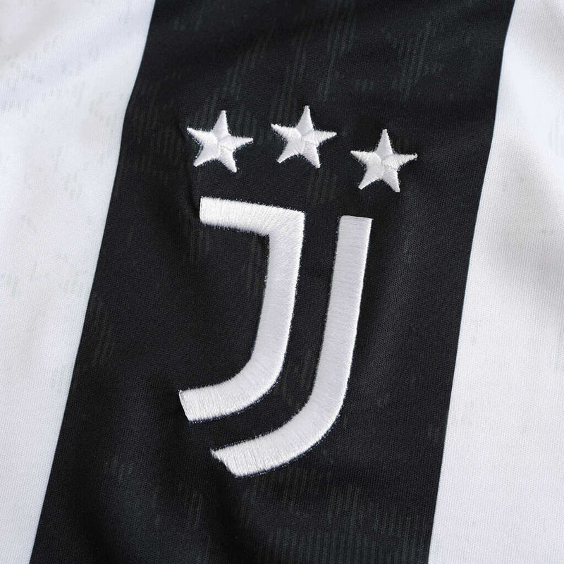 Camiseta de local de la Juventus 24/25 para hombre (blanco y negro)