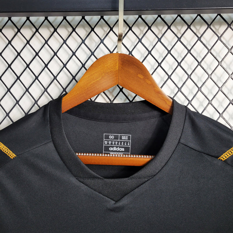 Camiseta de entrenamiento para aficionados Adidas International 23/24 para hombre - Negra