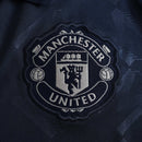 Camiseta y pantalón corto visitante del Manchester United 24/25 para niños - Azul