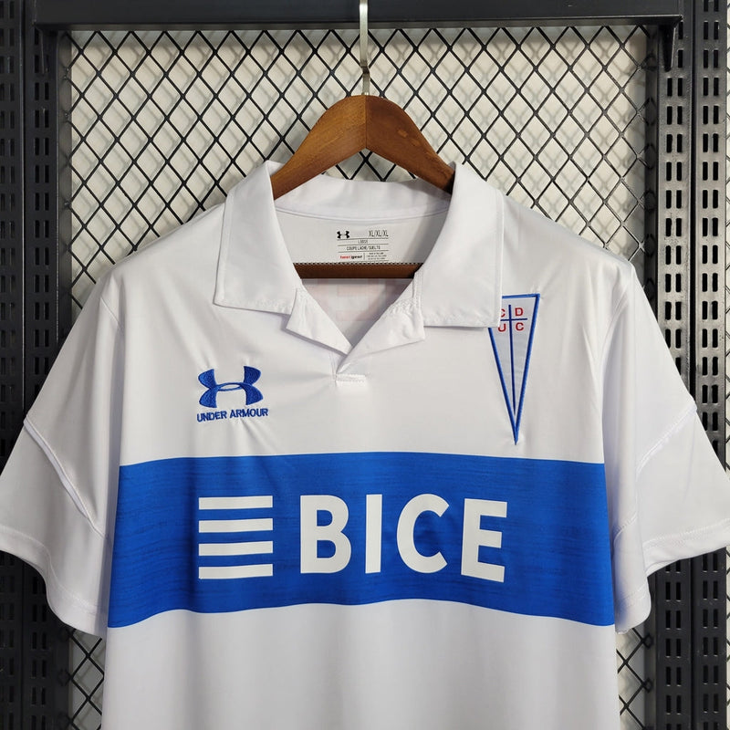Camiseta de aficionado de la Universidad Católica 23/24 para hombre de Under Armour - Blanca