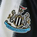 Camiseta local del Newcastle United 25/26 para hombre - Blanco y negro