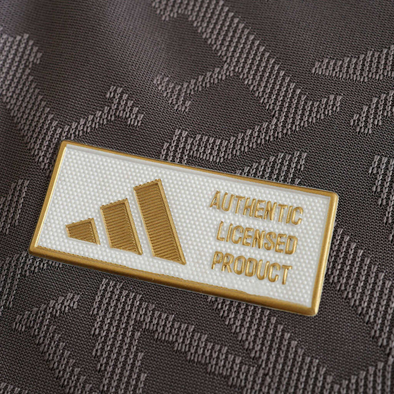 LISTO PARA ENTREGA Camiseta de jugador Real Madrid Tercera 24/25 para hombre - Gris