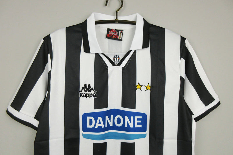 Camiseta retro de aficionado de la Juventus I 94/95 para hombre - Blanco y negro