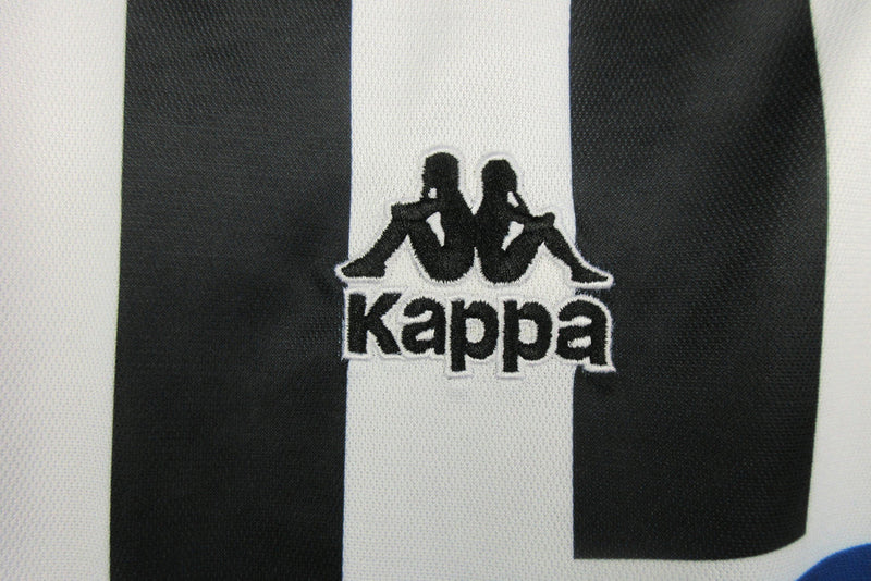 Camiseta retro de aficionado de la Juventus I 94/95 para hombre - Blanco y negro