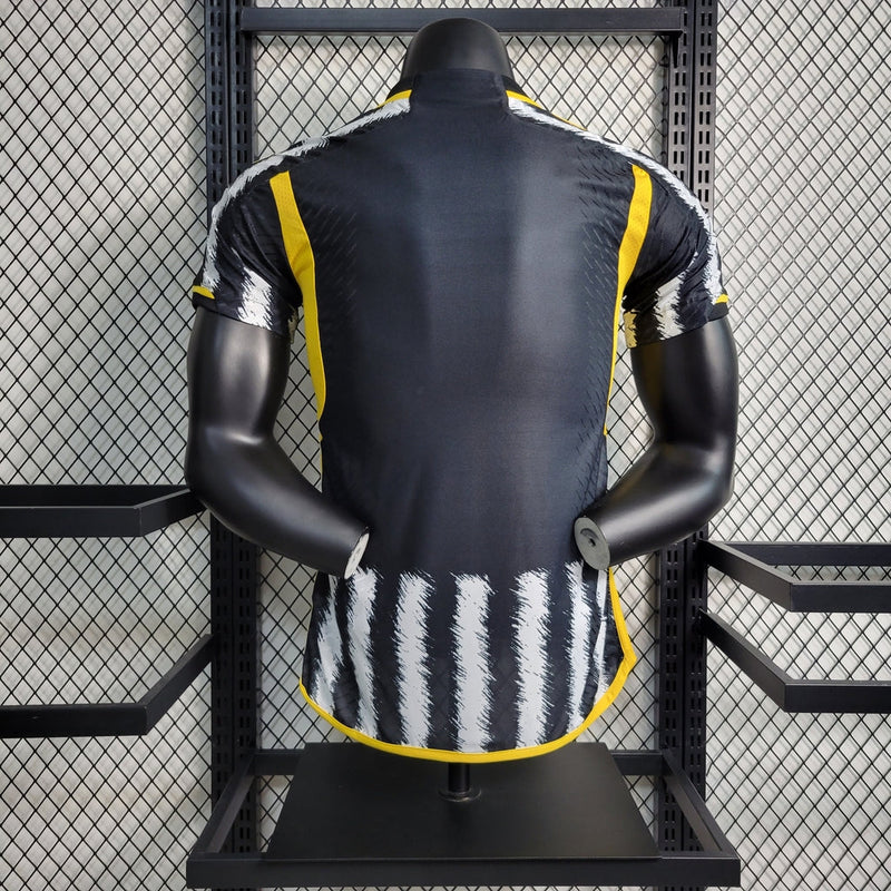 Camiseta Adidas de jugador Juventus I 23/24 para hombre - Blanco y negro