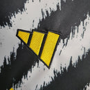 Camiseta Adidas para hombre de la Juventus I 23/24 - Blanca y negra