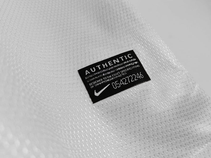 Camiseta retro de Portugal Visitante II 2012 para hombre - Blanca