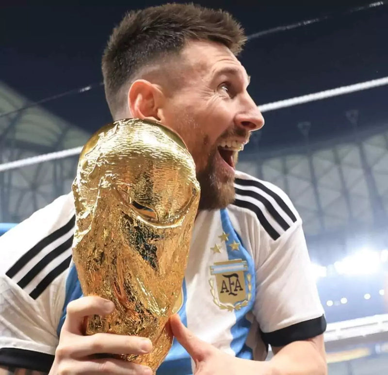 Camiseta de la Selección Argentina Tres Estrellas - Campeón 2022 Adidas Fan para hombre - Azul y blanco
