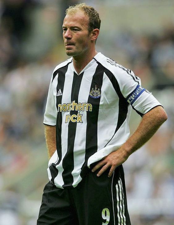 Camiseta retro de aficionado del Newcastle United (local) 04/06 para hombre - Blanco y negro